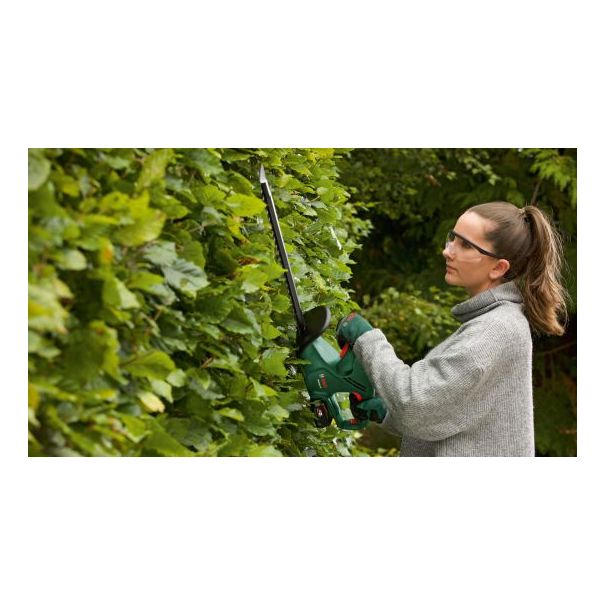 BOSCH Aku makaze za živu ogradu EasyHedgeCut 18V-52-13 - bez baterije i punjača - 0600849M00