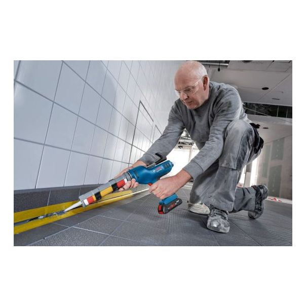 BOSCH Aku pištolj za silikon GCG 18V-310 - bez baterije i punjača 06019C4100 - 06019C4100