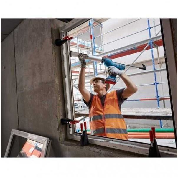 BOSCH Akumulatorski pištolj za silikon GCG 18V-600 , bez baterija i punjača - 06019C4001