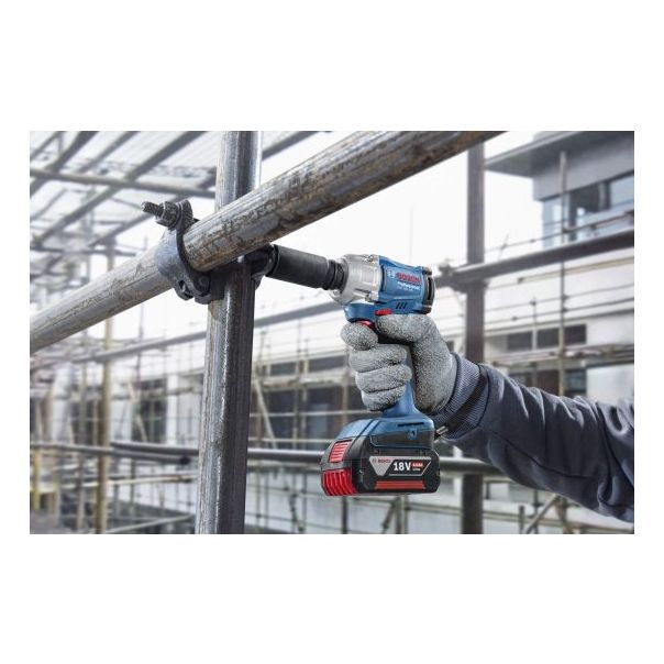 BOSCH Aku udarni odvrtač GDS 18V-350 - bez baterije i punjača + L-BOXX 06019M5000 - 06019M5000