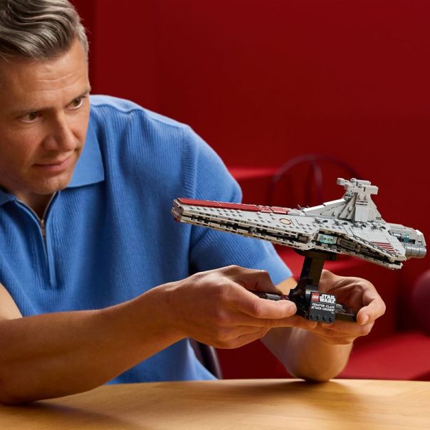 LEGO 75441 Napadačka krstarica klase Venator - EP3092728