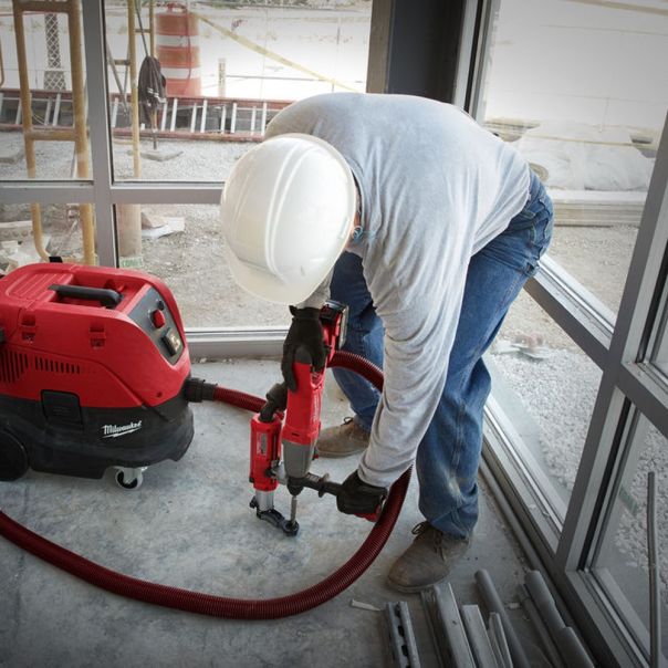 MILWAUKEE Usisivač 30L 1200W - AS30LAC - 4933459411