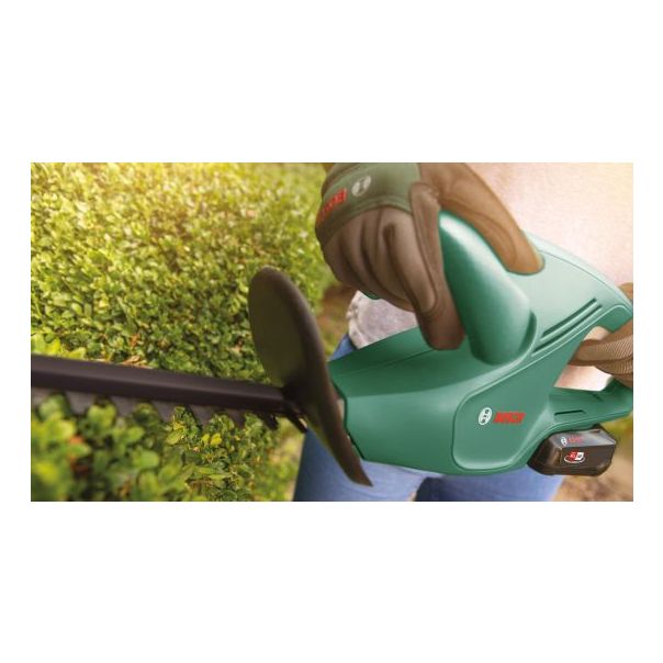 BOSCH Akumulatorske makaze za živu ogradu EasyHedgeCut 18-45, 1x2,0Ah - 0600849H02