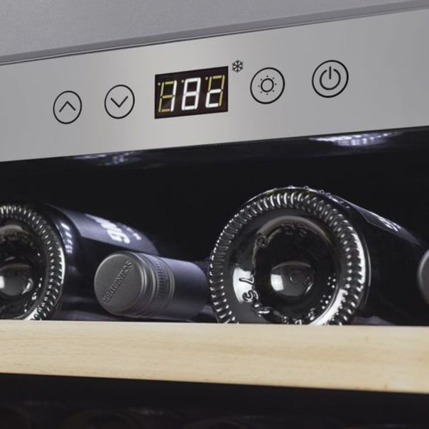 CASO frizider za vina WineSafe 18 EB Inox ugradni - B629