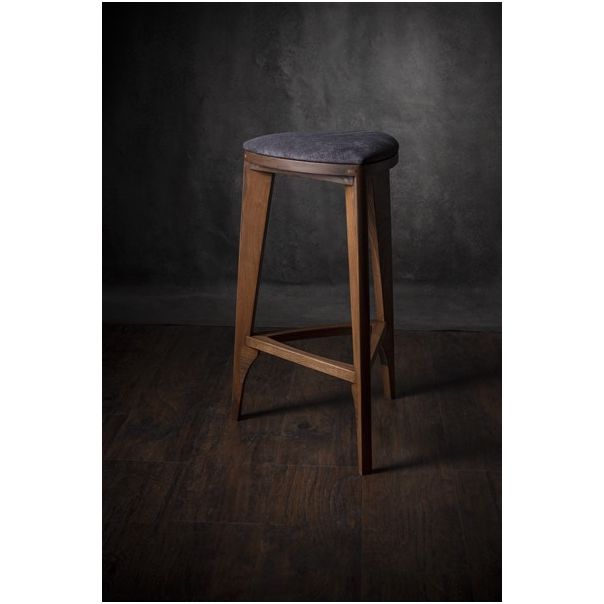 MEDA FURNITURE Terza Stoffa – Barska stolica od oraha sa tapaciranim sedištem - OrahTerStof3561