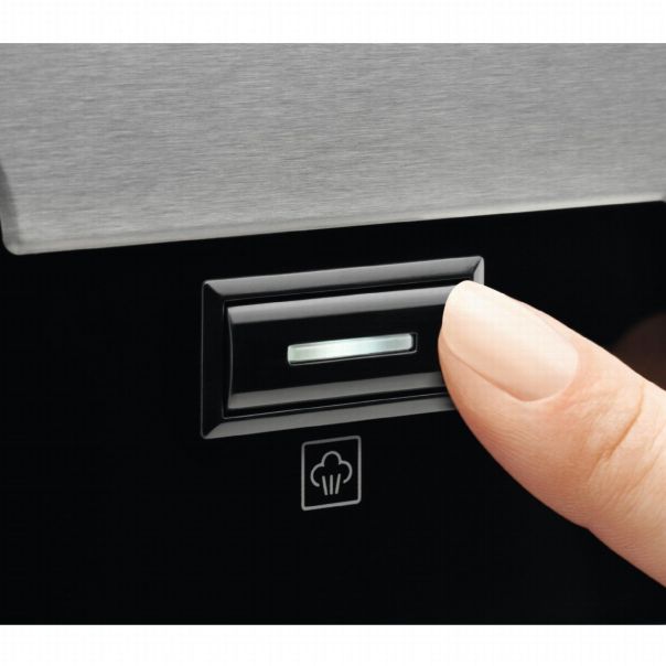 AEG Ugradna rerna sa ventilatorom BCE455350M - BCE455350M