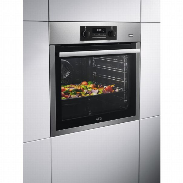 AEG Ugradna rerna sa ventilatorom BEB351110M - BEB351110M