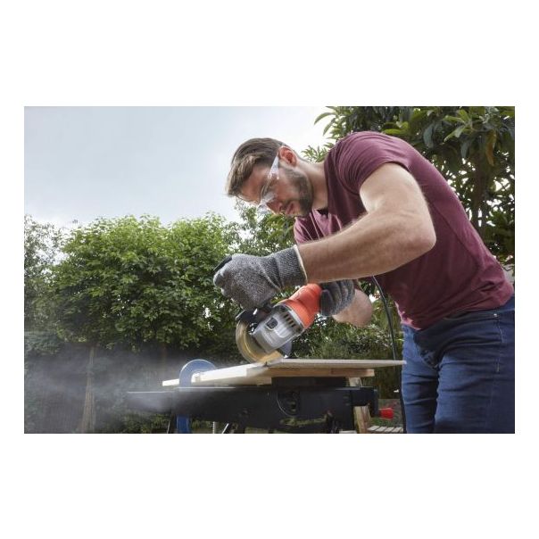 BLACK & DECKER Ugaona brusilica 710W 115 mm BEG010 - BEG010