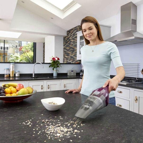 BLACK+DECKER Aku usisivač - NVC115W