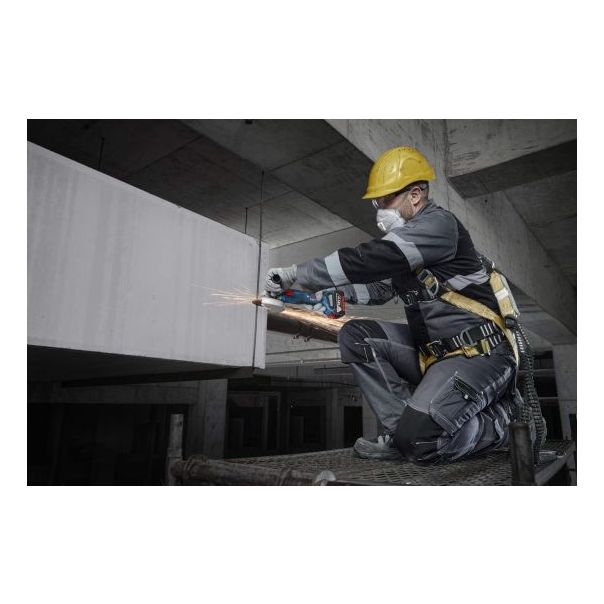 BOSCH Aku ugaona brusilica 125mm GWS 18V-8 2x4,0Ah + punjač u koferu - 06019N9020