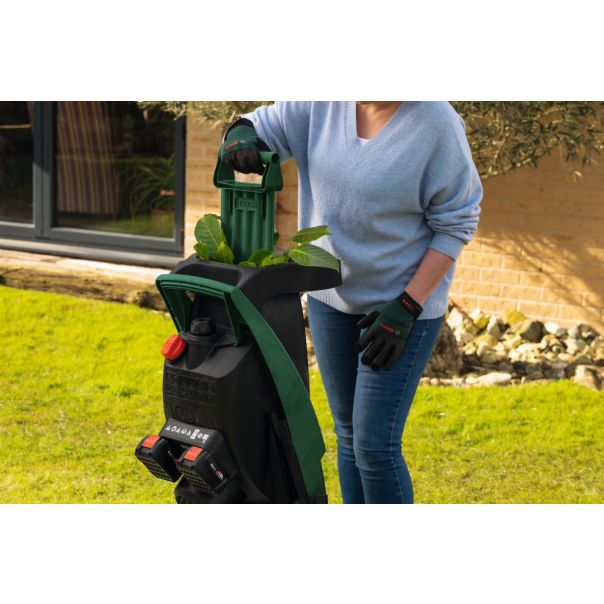 BOSCH Seckalica - drobilica UniversalShredder 2x18V-25 - bez baterije i punjača - 06008E0001