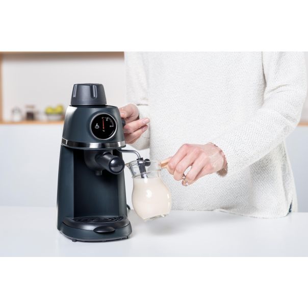 BLACK+DECKER Aparat za espresso kafu BXCO800E - BXCO800E