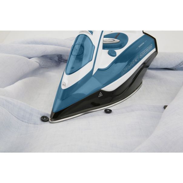 BLACK+DECKER Pegla na paru BXIR2402E - BXIR2402E