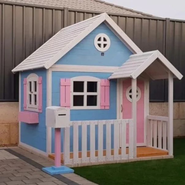 Velika drvena dečija kućica sa verandom KINDER HOME - C181-1