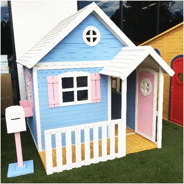 Velika drvena dečija kućica sa verandom KINDER HOME - C181-1