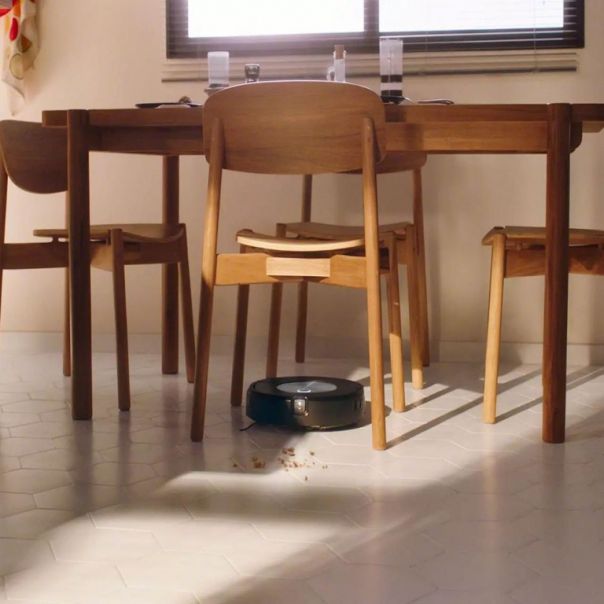 iROBOT Robot usisivač i brisač Roomba Combo j7 - C715840