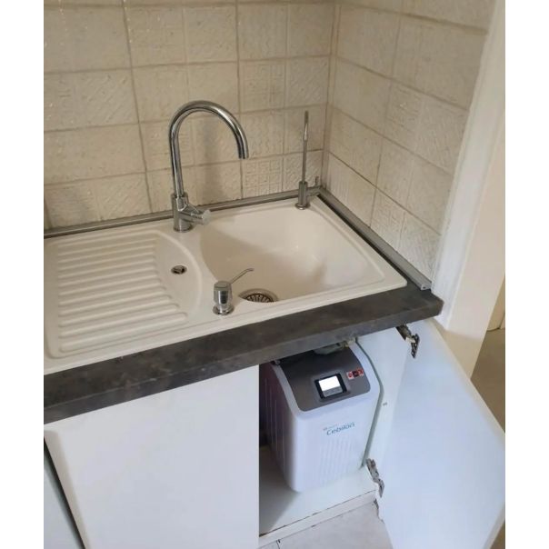 AURA Cebilon Pro NSF sertifikovan aparat za filtraciju vode sa mineralizatorom - AuraHome-2