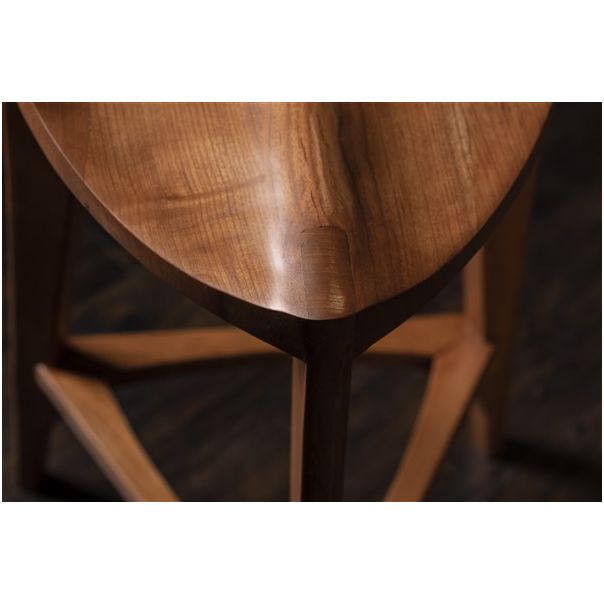 MEDA FURNITURE Drvena barska stolica Terca Trešnja - TresTerIzd35