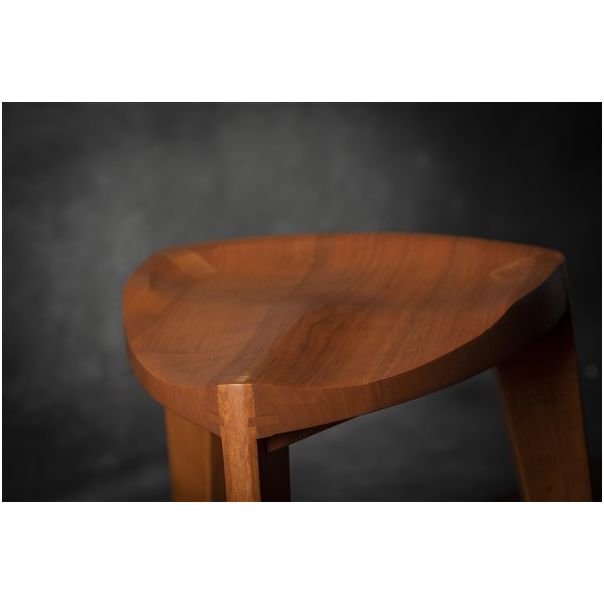 MEDA FURNITURE Drvena barska stolica Terca Trešnja - TresTerIzd35