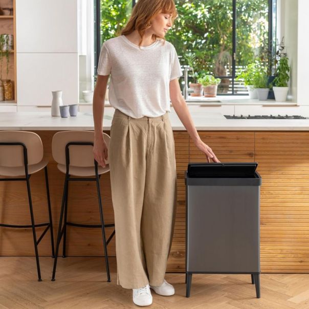 CURVER Kanta za otpatke sa nogicama 54L Verto, pearl blue - CU 00394-Y81