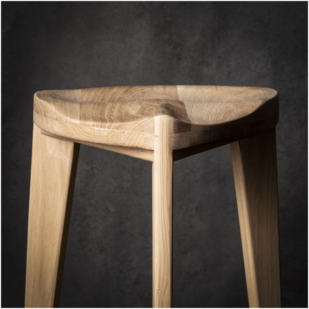 MEDA FURNITURE Drvena polubarska stolica Hrast - HrastPBIzd35