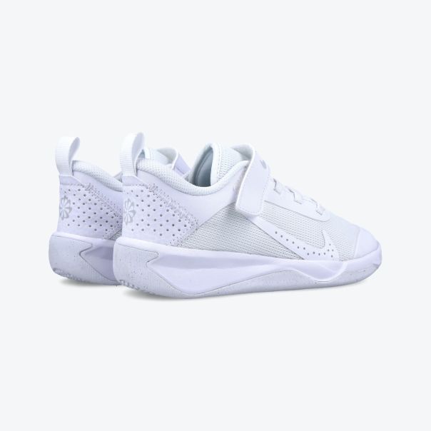 NIKE Patike Omni Multi-Court GP - DM9026-100