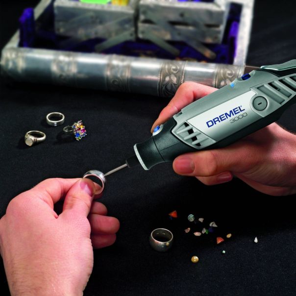 DREMEL Električni višenamenski alat 3000 sa 15 komada pribora F0133000JC - F0133000JC