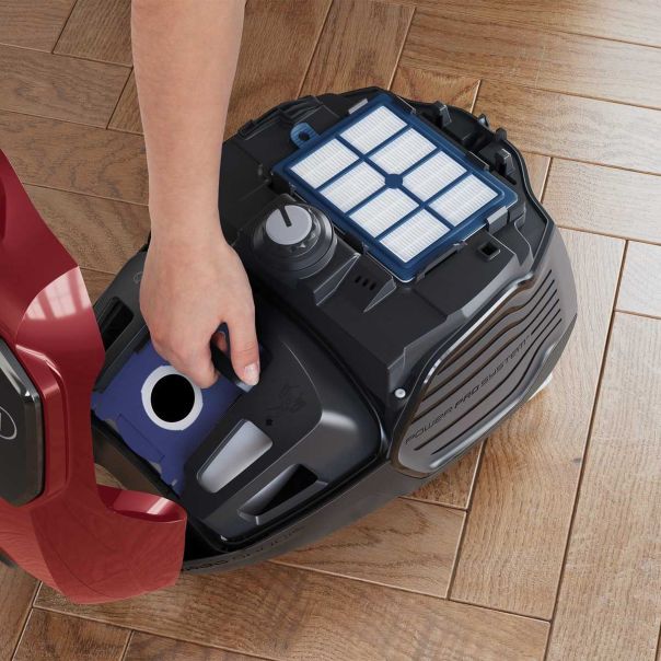 ELECTROLUX Usisivač sa kesom EPF61RR - EPF61RR