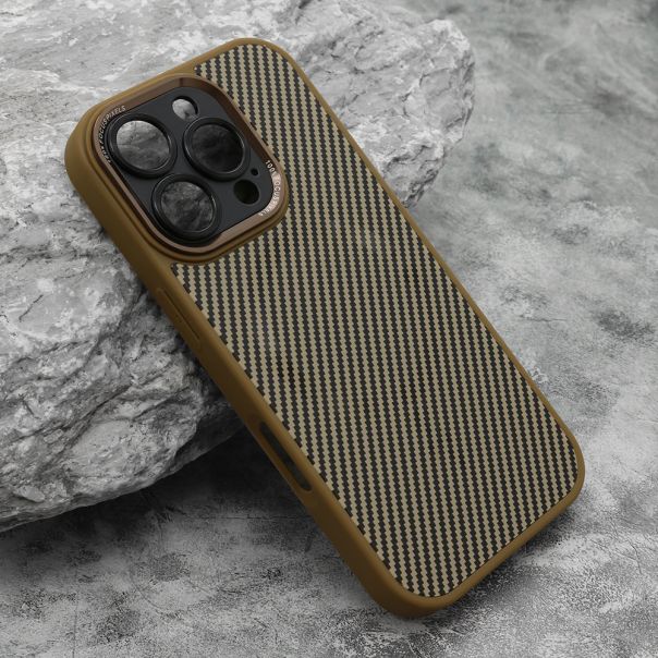 Maska za iPhone 16 Pro (63) CARBON MagSafe zlatna (small camera) - EP2914443