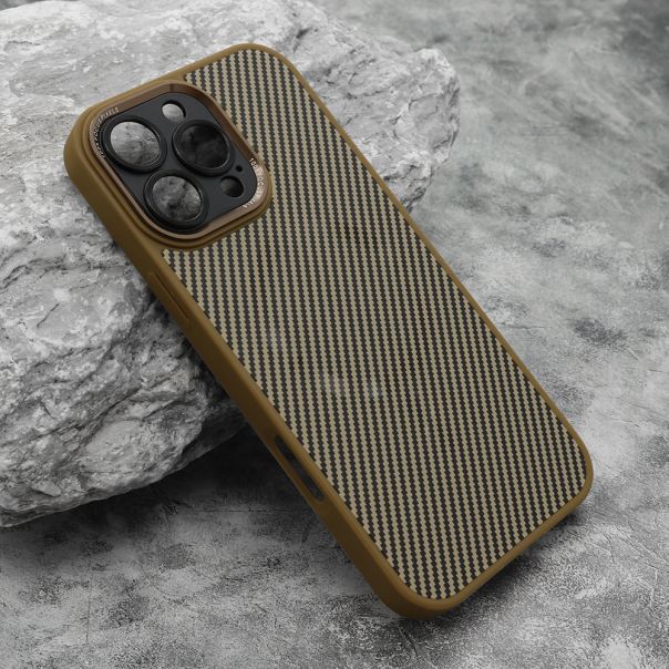 Maska za iPhone 16 Pro Max (69) CARBON MagSafe zlatna (small camera) - EP2903461