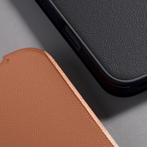 Futrola NILLKIN QIN Pro za iPhone 17, crna - F121381