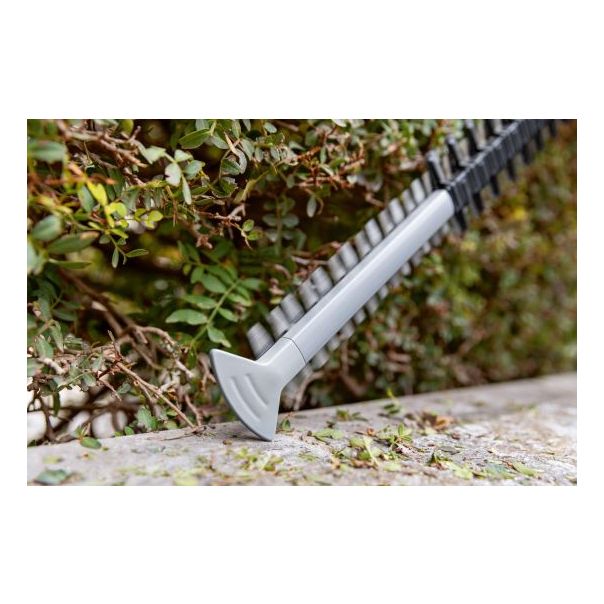 BOSCH Aku makaze za živu ogradu GHE 18V-60 - bez punjača i baterije - 06008C9000