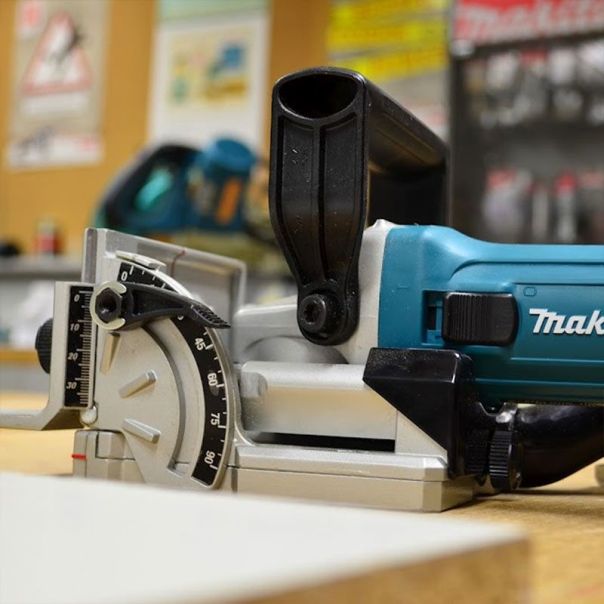 MAKITA Glodalica za pljosnate tiplove-kekserica PJ7000J - PJ7000J
