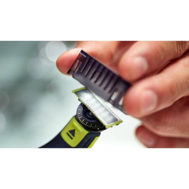 PHILIPS Trimer za bradu One Blade QP2724/31 - 20880