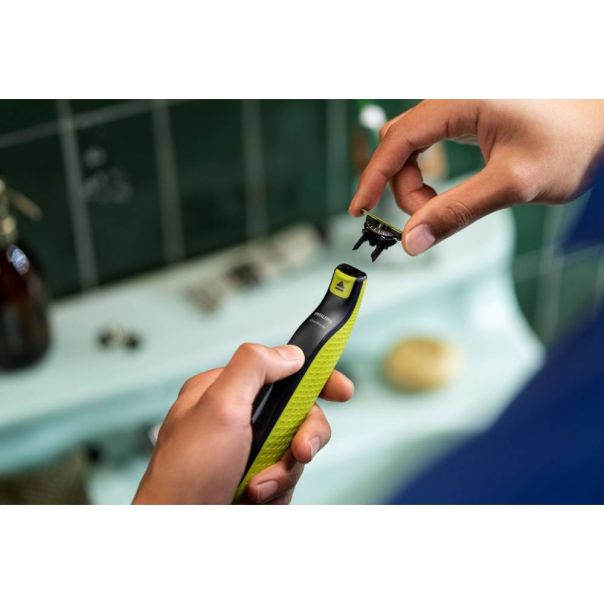 PHILIPS Trimer za bradu One Blade QP2724/31 - 20880