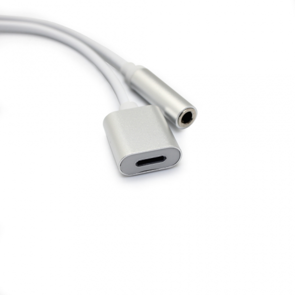 Iphone lightning adapter za slusalice i punjenje srebrni - 59766