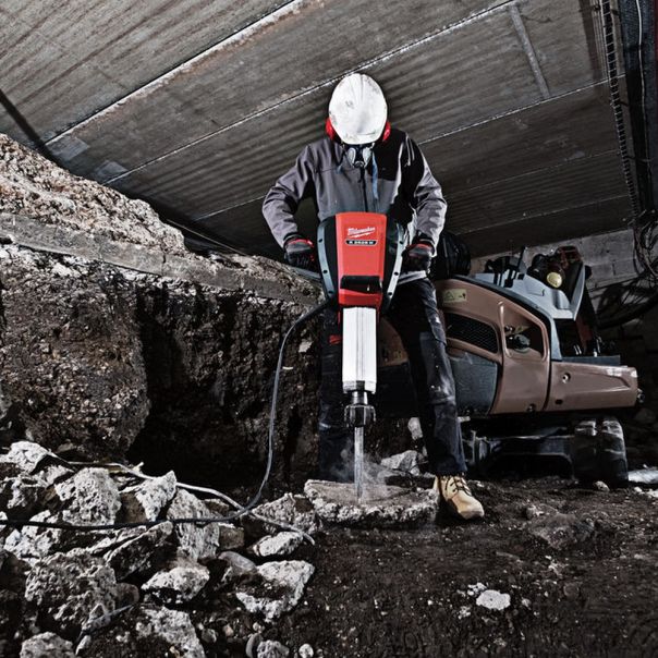 MILWAUKEE Čekić za rušenje 2400W 64J EPTA 28mm - K2628H - 4933471685