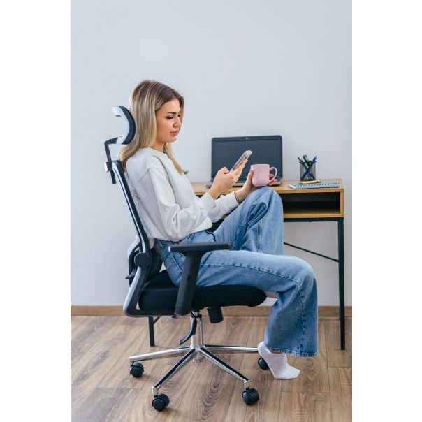 UGD Ergonomska kancelarijska stolica Vista - KNC010056A00000