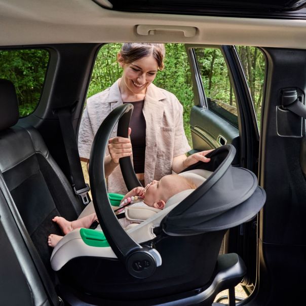 KINDERKRAFT auto sedište mink pro 2 i-size black - EP3077957