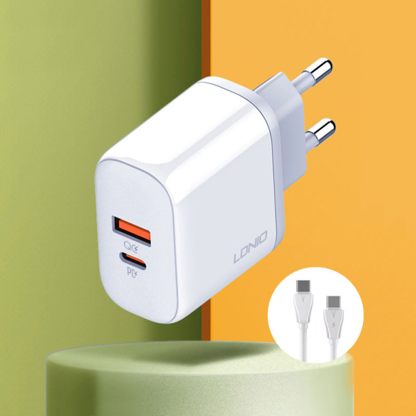 Kućni punjač LDNIO A2526C FAST CHARGING 45W/ QC4+/ QC3.0 sa kablom Type-C na Type-C beli - 618376