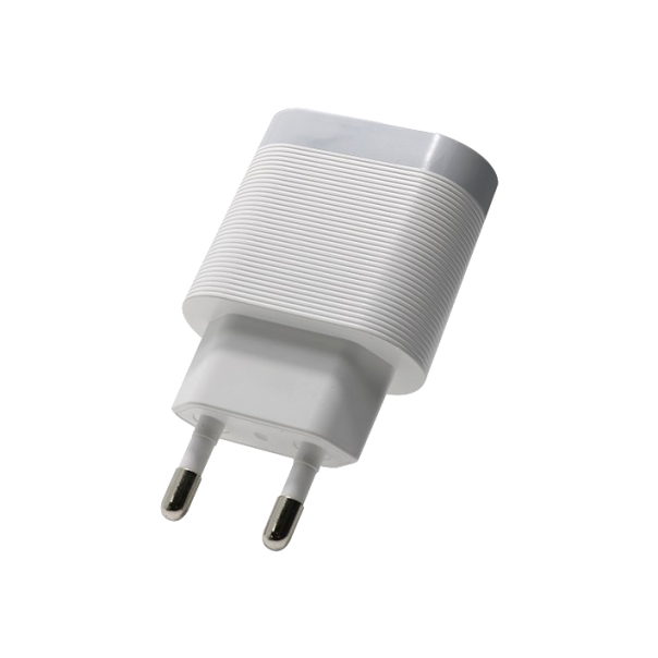 Kucni punjac LDNIO A303Q QC 3.0 5V 3A 18W micro USB beli - 71920