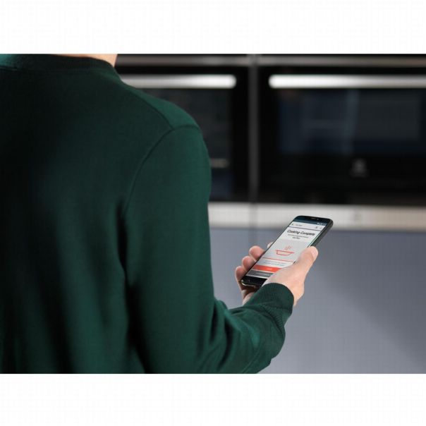 ELECTROLUX Ugradna rerna sa ventilatorom KVLAE00WT - KVLAE00WT