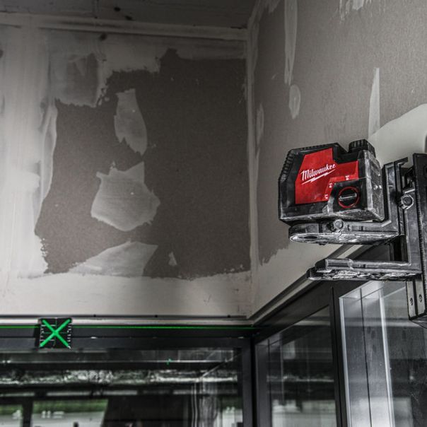 MILWAUKEE USB Punjivi 3D zeleni laser 30m - L4CLLP-301C - 4933478099