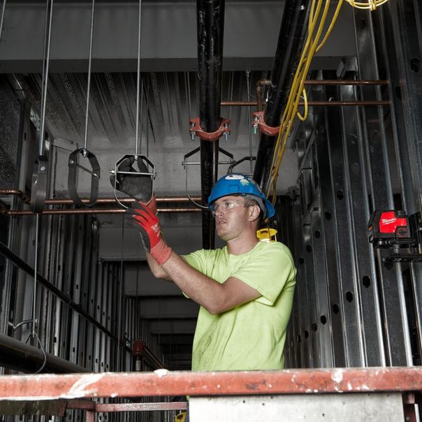 MILWAUKEE USB Punjivi 3D zeleni laser 30m - L4CLLP-301C - 4933478099