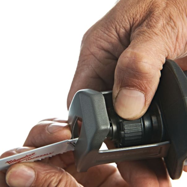 MILWAUKEE Aku. sabljasta testera 12V 2x6Ah “HACKZALL” - M12CHZ-602X - 4933451511