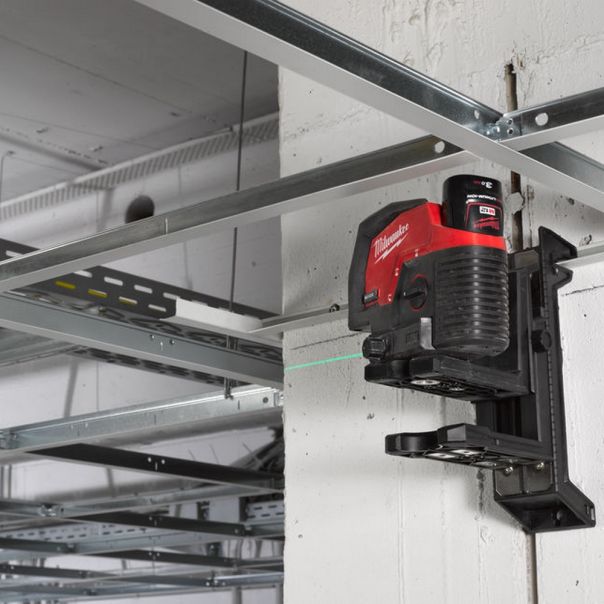 MILWAUKEE Aku. zeleni 3D laser 30m 12V - M12CLLP-301C - 4933478100