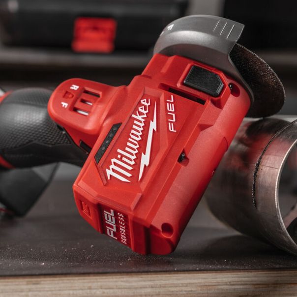 MILWAUKEE Multi alat za sečenje 12V 1x4Ah + 1x2Ah - M12 FCOT-422X - 4933464619