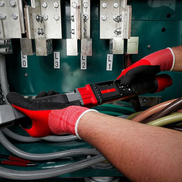 MILWAUKEE Aku. moment ključ 3/8” 13.6 - 135.6 Nm 2Ah - M12ONEFTR38-201C - 4933464967