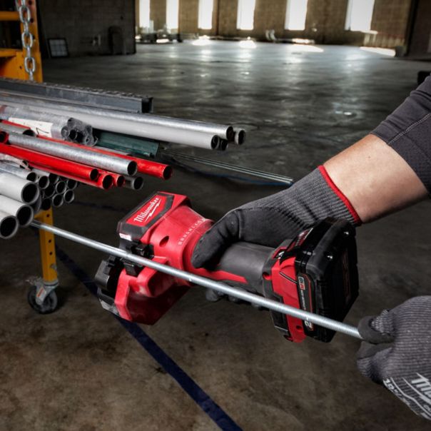 MILWAUKEE Aku. alat za sečenje navojnih šipki 18V 1x5Ah + 1x2Ah - M18BLTRC-522X - 4933471151