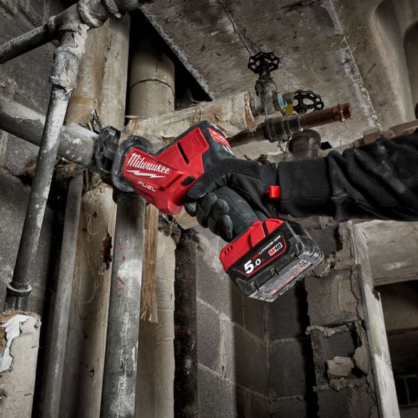 MILWAUKEE Aku. jednoručna sabljasta testera 18V 2x5Ah “HACKZALL” - M18FHZ-502X - 4933459885